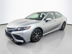 Used 2022  Toyota Camry SE Auto at Graham Auto Mall near Mansfield&comma; OH