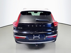 Used 2019  Volvo XC40 4d SUV AWD T5 Momentum at Graham Auto Mall near Mansfield&comma; OH
