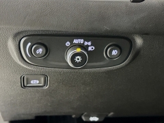 Used 2024  GMC Terrain AWD 4dr SLT at Graham Auto Mall near Mansfield&comma; OH