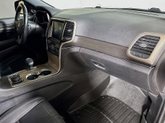 Used 2015  Jeep Grand Cherokee 4d SUV 4WD Limited at Graham Auto Mall near Mansfield&comma; OH