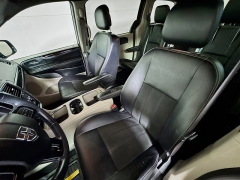 Used 2019  Dodge Grand Caravan 4d Wagon SXT at Graham Auto Mall near Mansfield&comma; OH
