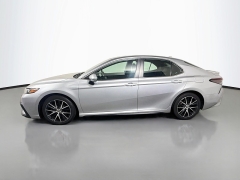 Used 2022  Toyota Camry SE Auto at Graham Auto Mall near Mansfield&comma; OH