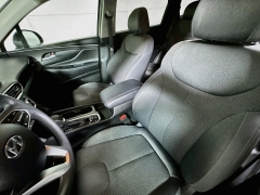 Used 2020  Hyundai Santa Fe 4d SUV AWD SEL 2&period;4L at Graham Auto Mall near Mansfield&comma; OH