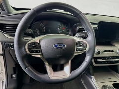 Used 2023  Ford Explorer XLT 4WD at Dutro Auto near Zanesville&comma; OH