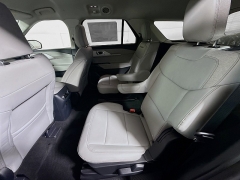 New 2026  Ford Explorer Active w&sol;200A Pkg 4WD at Dutro Auto near Zanesville&comma; OH