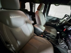 Used 2017  Jeep Wrangler Unlimited 4d Convertible Sahara at Dutro Auto near Zanesville&comma; OH