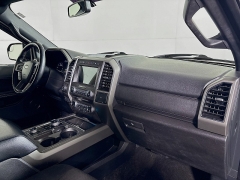 Used 2018  Ford Expedition Max 4d SUV 4WD XLT at Dutro Auto near Zanesville&comma; OH