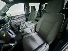 Used 2023  Chevrolet Silverado 1500 4WD Crew Cab 157" LT at Graham Auto Mall near Mansfield&comma; OH