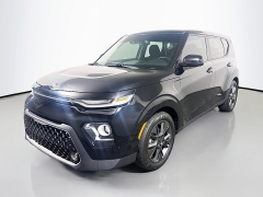 Used 2020  Kia Soul 4d Hatchback EX at Dutro Auto near Zanesville&comma; OH