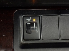 Used 2013  Toyota Camry 4d Sedan XLE at Dutro Auto near Zanesville&comma; OH