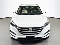 Used 2018  Hyundai Tucson 4d SUV FWD SEL Plus at Graham Auto Mall near Mansfield&comma; OH