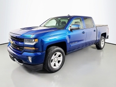 Used 2018  Chevrolet Silverado 1500 4WD Crew Cab LT at Graham Auto Mall near Mansfield&comma; OH