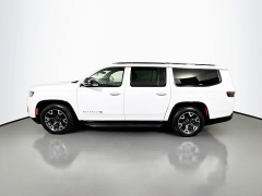 Used 2023  Jeep Wagoneer L Series III 4x4 at Graham Auto Mall near Mansfield, OH