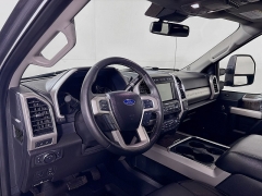 Used 2021  Ford Super Duty F-250 4WD LARIAT Crew Cab SRW 6&period;75' Box at Graham Auto Mall near Mansfield&comma; OH