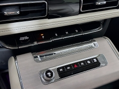 Used 2025  Lincoln Aviator Reserve AWD at Dutro Auto near Zanesville&comma; OH