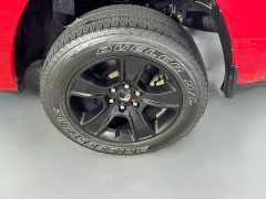 Used 2023  Ram 1500 4WD Big Horn Crew Cab 5'7" Box Lvl 2 at Graham Auto Mall near Mansfield&comma; OH