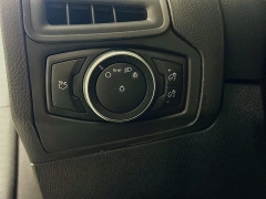 Used 2017  Ford Focus 4d Sedan SE at Graham Auto Mall near Mansfield&comma; OH