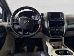 Used 2019  Dodge Grand Caravan 4d Wagon SXT at Graham Auto Mall near Mansfield&comma; OH