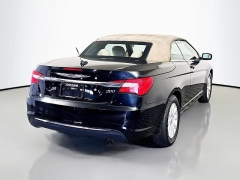 Used 2013  Chrysler 200 2d Convertible Touring at Dutro Auto near Zanesville, OH