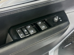 Used 2023  Jeep Wagoneer L Series II 4x4 at Dutro Auto near Zanesville&comma; OH