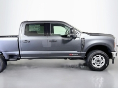 New 2027  Ford Super Duty F-350 4WD XLT Crew Cab SRW 6&period;75' Box at Graham Auto Mall near Mansfield&comma; OH
