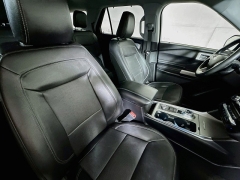 Used 2021  Ford Explorer Limited 4WD at Graham Auto Mall near Mansfield&comma; OH