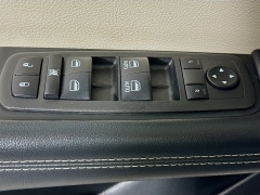 Used 2023  Chrysler Pacifica Touring L FWD at Dutro Auto near Zanesville&comma; OH