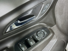 Used 2019  Chevrolet Equinox 4d SUV AWD LT w/2LT at Dutro Auto near Zanesville, OH