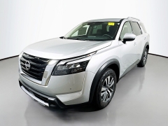 New 2025  Nissan Pathfinder SL 4WD at Dutro Auto near Zanesville, OH