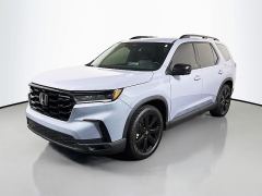 Used 2025  Honda Pilot Black Edition AWD at Dutro Auto near Zanesville&comma; OH