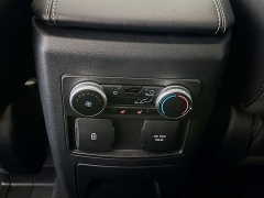 Used 2022  Ford Explorer Limited 4WD at Graham Auto Mall near Mansfield, OH