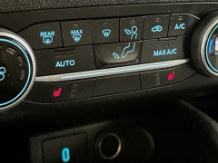 Used 2020  Ford Escape 4d SUV AWD SE at Dutro Auto near Zanesville&comma; OH