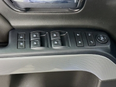 Used 2018  Chevrolet Silverado 1500 4WD Crew Cab LT at Graham Auto Mall near Mansfield&comma; OH