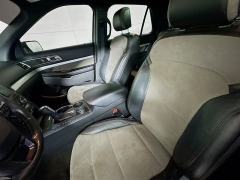 Used 2017  Ford Explorer 4d SUV 4WD XLT at Graham Auto Mall near Mansfield&comma; OH