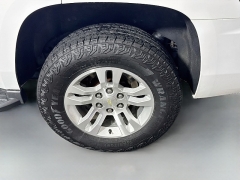 Used 2018  Chevrolet Tahoe 4d SUV 4WD LS at Graham Auto Mall near Mansfield&comma; OH
