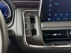 Used 2024  Chevrolet Tahoe 4WD 4dr LT at Graham Auto Mall near Mansfield&comma; OH