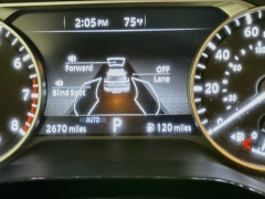 Used 2025  Nissan Pathfinder SV 4WD at Graham Auto Mall near Mansfield&comma; OH