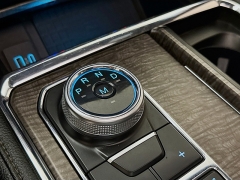 Used 2020  Ford Expedition 4d SUV 4WD Limited at Graham Auto Mall near Mansfield&comma; OH