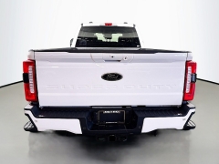 New 2026  Ford Super Duty F-250 4WD LARIAT Crew Cab SRW 8' Box at Dutro Auto near Zanesville&comma; OH