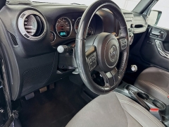 Used 2017  Jeep Wrangler Unlimited 4d Convertible Sahara at Dutro Auto near Zanesville&comma; OH