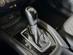 Used 2019  Nissan Rogue 4d SUV AWD SV at Graham Auto Mall near Mansfield, OH