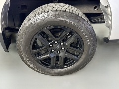 Used 2022  Chevrolet Silverado 1500 4WD Crew Cab 147" Custom at Graham Auto Mall near Mansfield&comma; OH