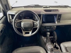 Used 2024  Ford Bronco Big Bend 4 Door 4x4 at Graham Auto Mall near Mansfield&comma; OH