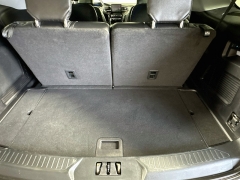 Used 2021  Ford Explorer Limited 4WD at Graham Auto Mall near Mansfield&comma; OH