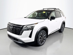 New 2026  Nissan Pathfinder Platinum 4WD at Dutro Auto near Zanesville&comma; OH