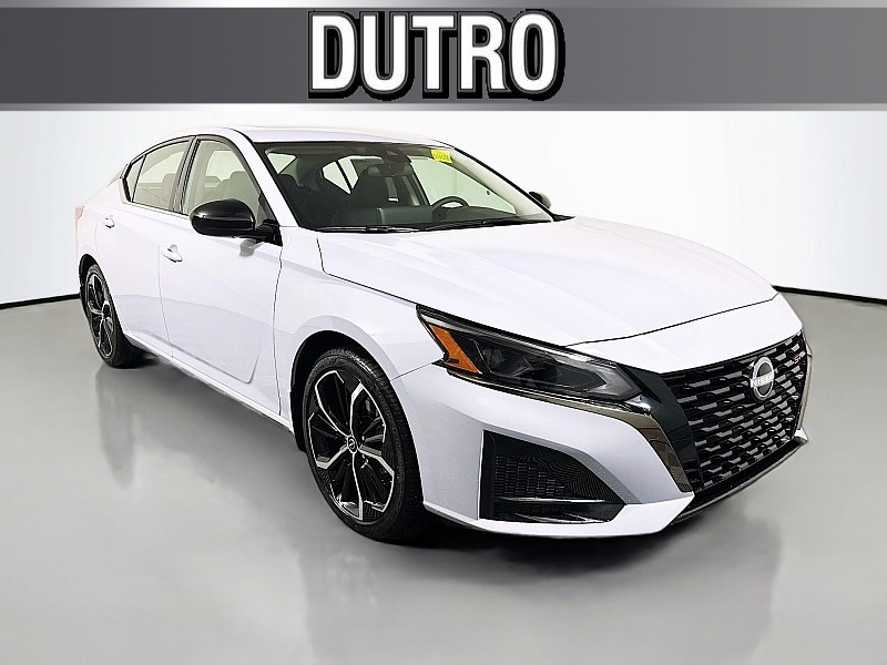 New 2025  Nissan Altima SR FWD at Dutro Auto near Zanesville&comma; OH