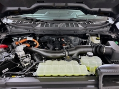 New 2025  Ford F-150 4WD LARIAT SuperCrew 6.5' Box Hybrid at Dutro Auto near Zanesville, OH