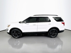 Used 2017  Ford Explorer 4d SUV 4WD XLT at Graham Auto Mall near Mansfield&comma; OH