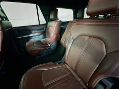 Used 2023  Ford Expedition Limited 4x4 at Graham Auto Mall near Mansfield&comma; OH