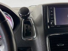 Used 2019  Dodge Grand Caravan 4d Wagon SXT at Graham Auto Mall near Mansfield&comma; OH